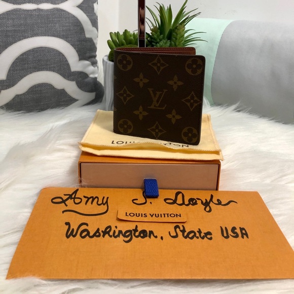 Louis Vuitton Other - 🔥SOLD 🔥Men’s Bifold’s Wallet